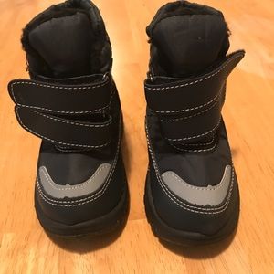 Toddler snow boots