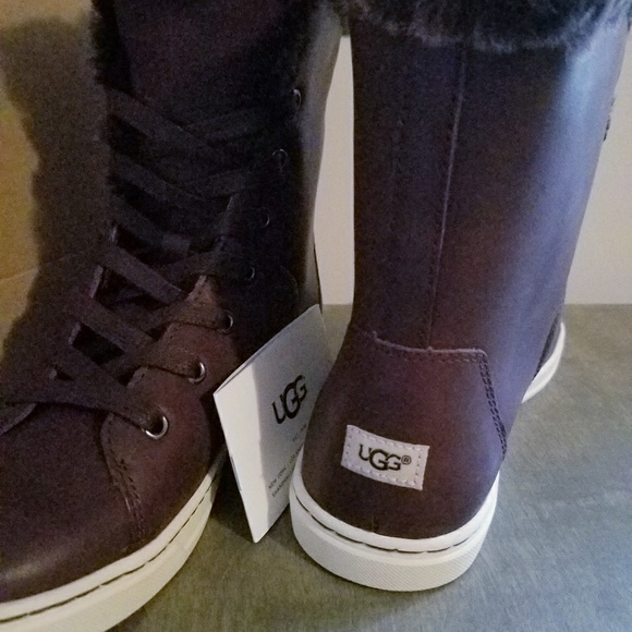 New Ugg Croft Luxe Sneaker - Picture 7 of 8