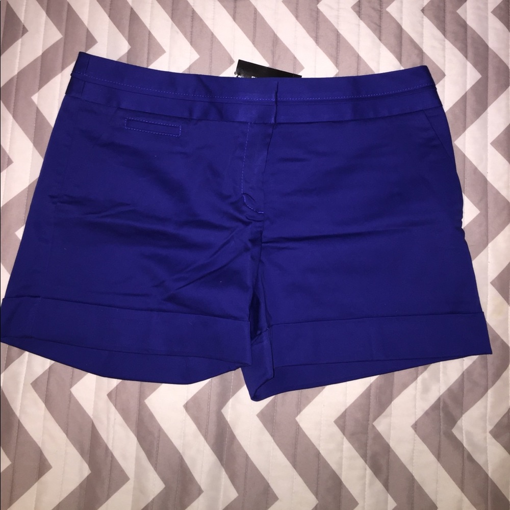 EXPRESS trouser shorts, NWT, size 6