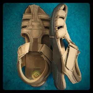 Men's leather sandals, EUC!