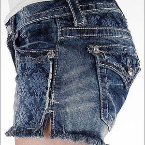 Miss Me Fray Fleur De Lys Shorts Size 33
