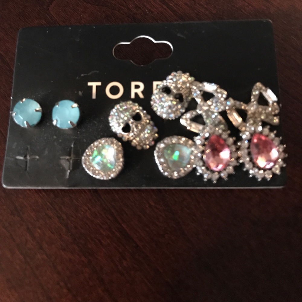 Torrid earring group