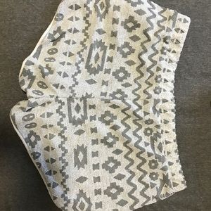 Patterned shorts