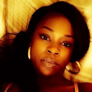 Meet your Posher, Candace