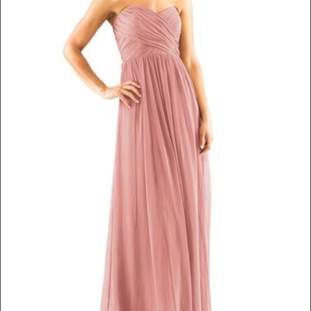 NEVER WORN. It was too small on me! Jenny yoo leah