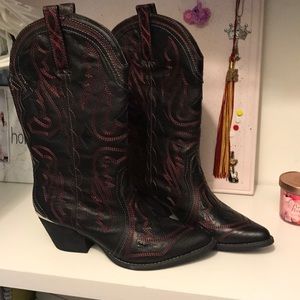 Reba Cowboy Boots