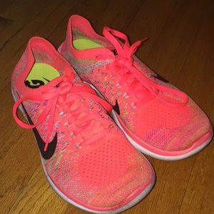Nike free 4.0 Flyknit size 7.5
