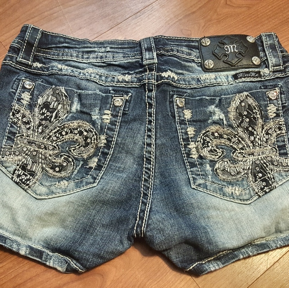 Miss Me Shorts