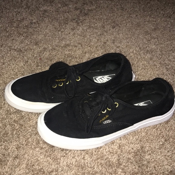 Vans - Picture 1 of 5