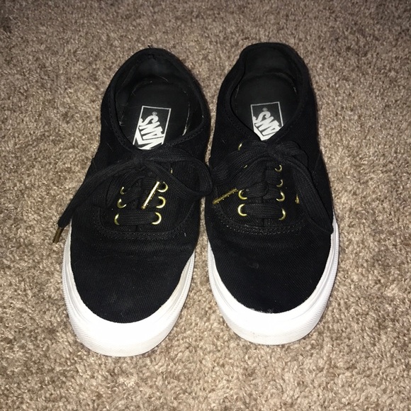 Vans - Picture 2 of 5