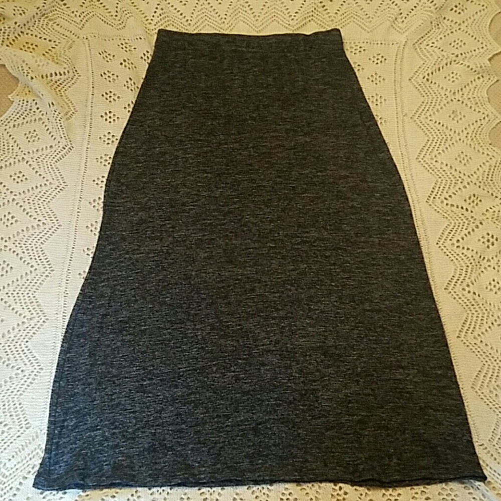 FIG & BLU MAXI SKIRT CHARCOAL SZ LARGE