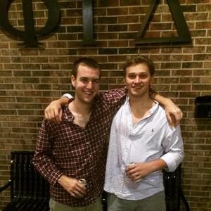 Meet your Posher, Carson