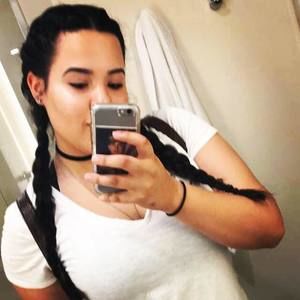 Meet your Posher, Adriana mia