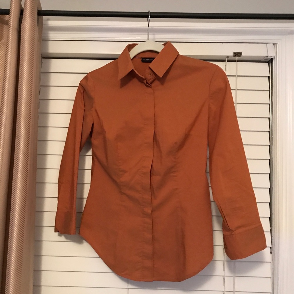 Express Burnt orange fitted button up