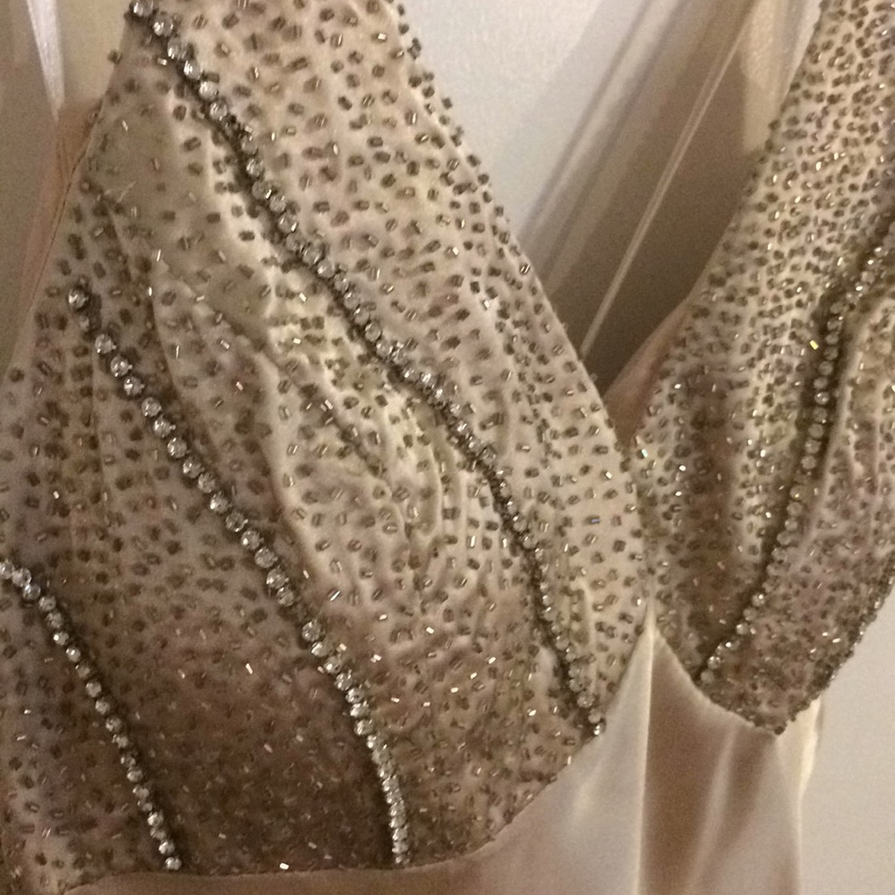 Gold PROM DRESS - Picture 5 of 8