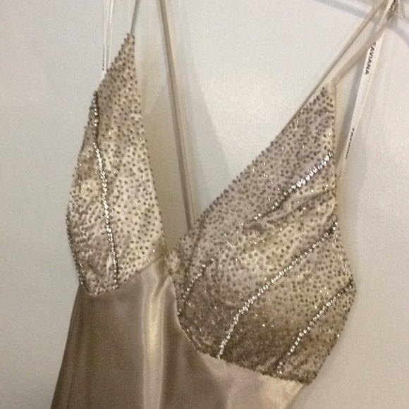 Gold PROM DRESS - Picture 7 of 8