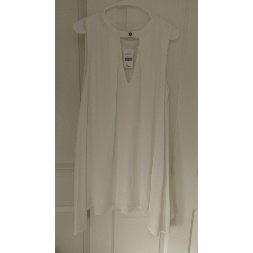 White flowy tunic tank