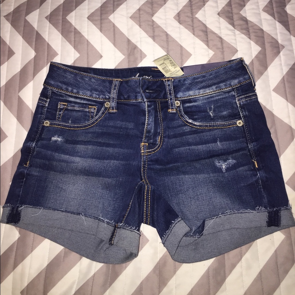American Eagle NWT Midi shorts, size 4