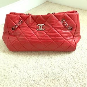 Chanel Cells Tote Caviar Handbag