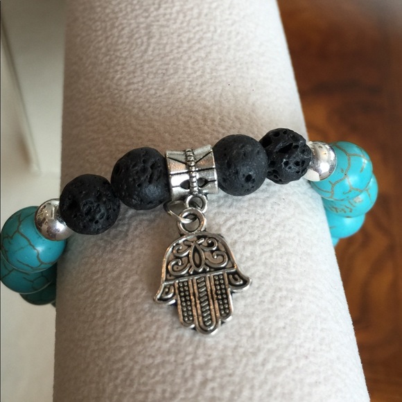 🌿Turquoise Hamsa Hand Yoga Diffuser Bracelet🌿 - Picture 2 of 6