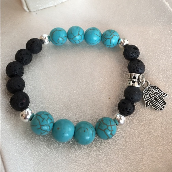 🌿Turquoise Hamsa Hand Yoga Diffuser Bracelet🌿 - Picture 3 of 6