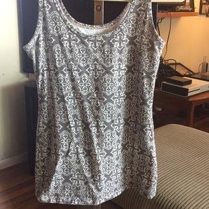 Grey scoop neck tank