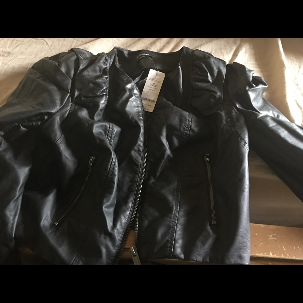 Bebe puff shoulder jacket