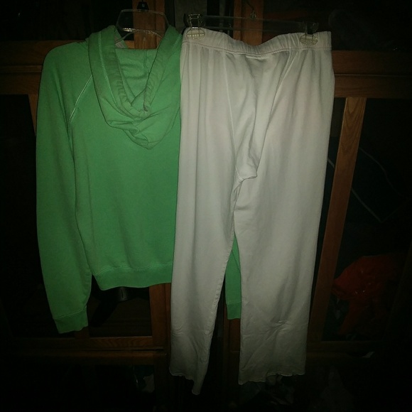 Update info/pics*! Cute Like New PINK Outfit! - Picture 2 of 8