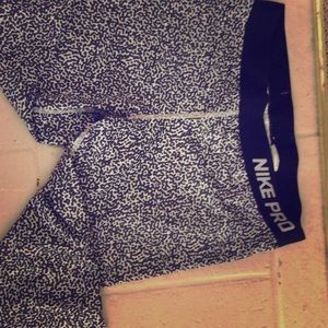 Nike capris workout pants