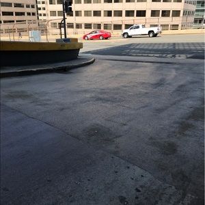 Meet your Posher, Monique