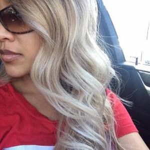 Meet your Posher, Renielle