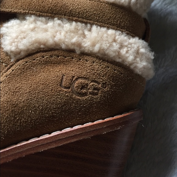 NIB UGG Anais ankle boots sz 8 - Picture 2 of 8