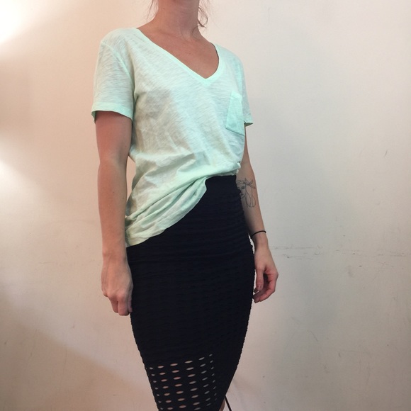 Madewell Top Mint Green V Neck Tee Shirt - Picture 2 of 7