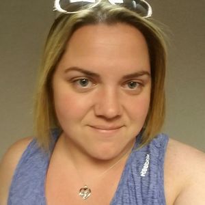 Meet your Posher, Stacy