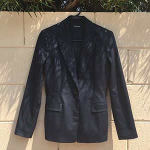 Tahari suit jacket 💙