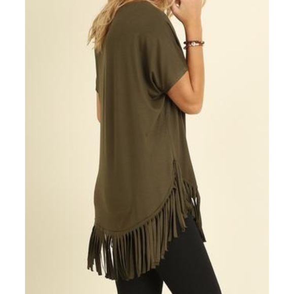 🔥SALE🔥Umgee Fringe Top - Picture 2 of 6