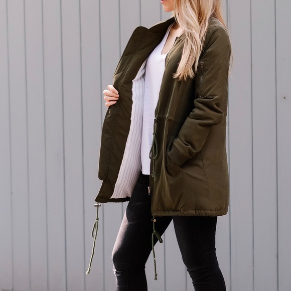 SoldOut11thStreet - Picture 2 of 8