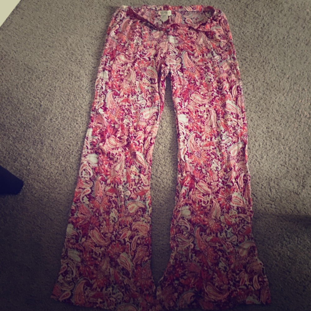 Billibong size Small pants