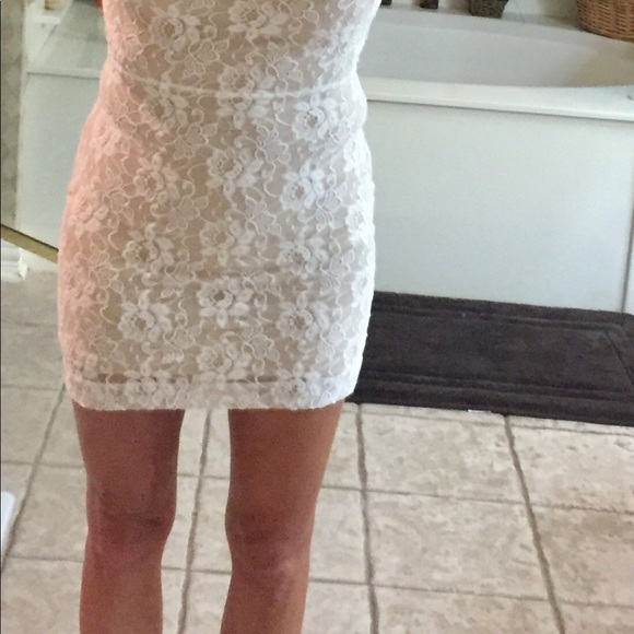 Classy Bebe Lace Dress with Crisscross Back - Picture 5 of 5