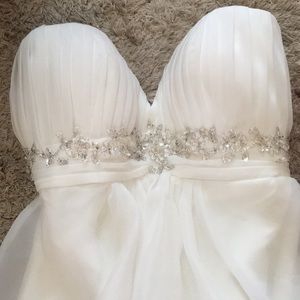NWT party/wedding dress!