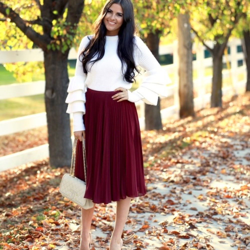 Rachel Parcell burgundy pleated midi skirt