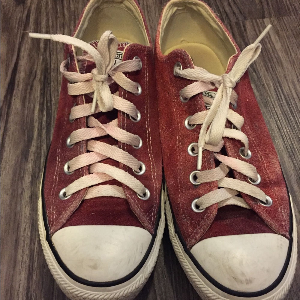 Suede Maroon Converse Size 9