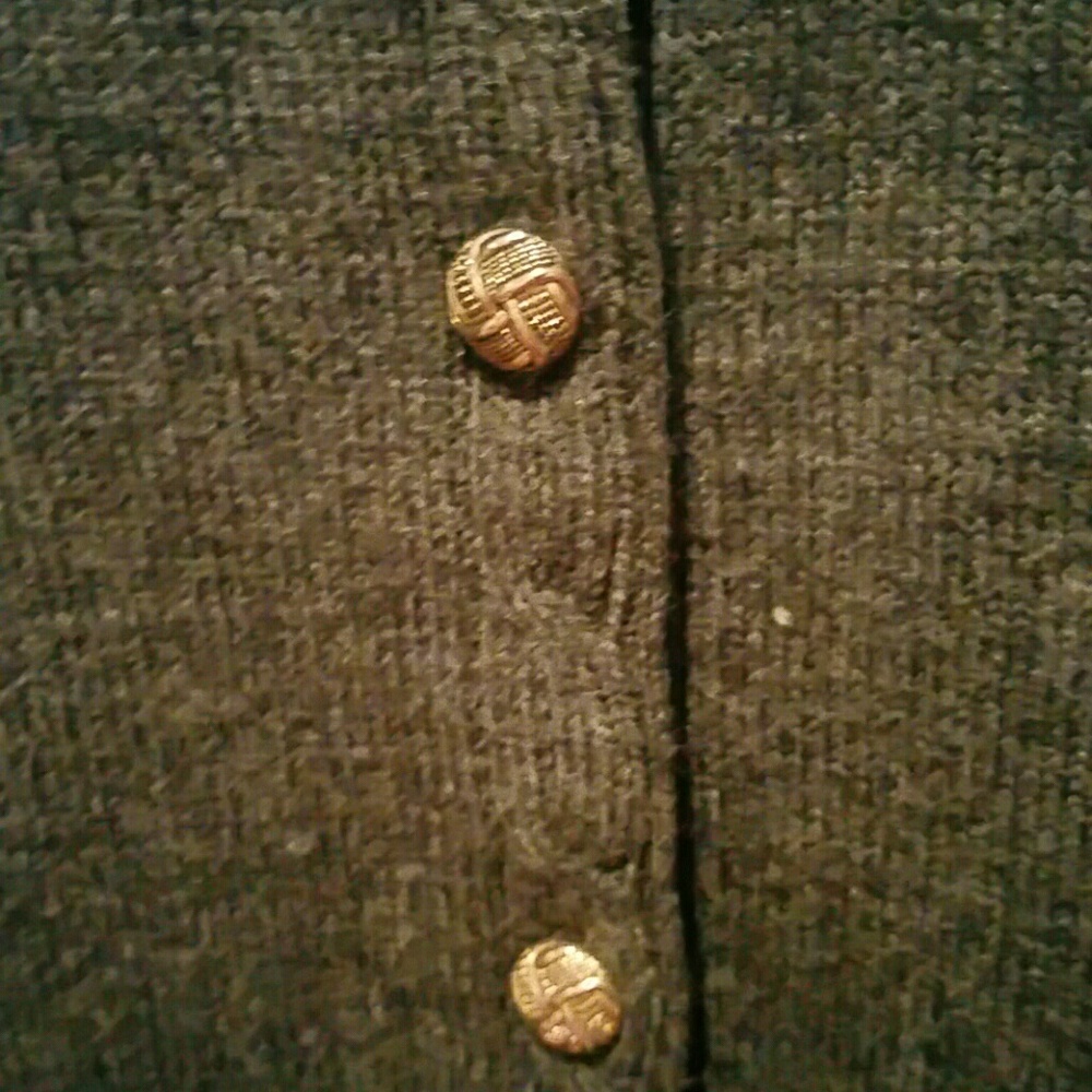 Sweater - Picture 5 of 6
