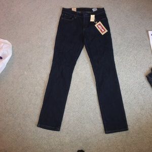 LEVIS MID RISE SKINNY JEAN NWT