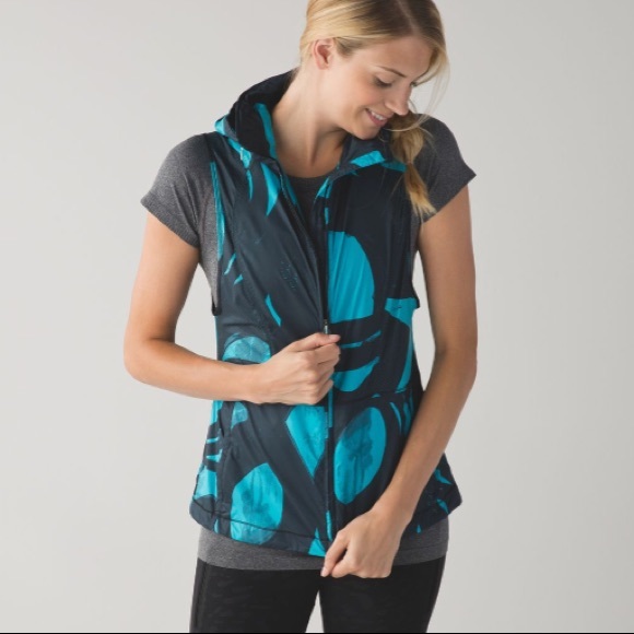 lululemon athletica Jackets & Blazers - • Lululemon • Pack It Vest 2 Peacock Blue NWT