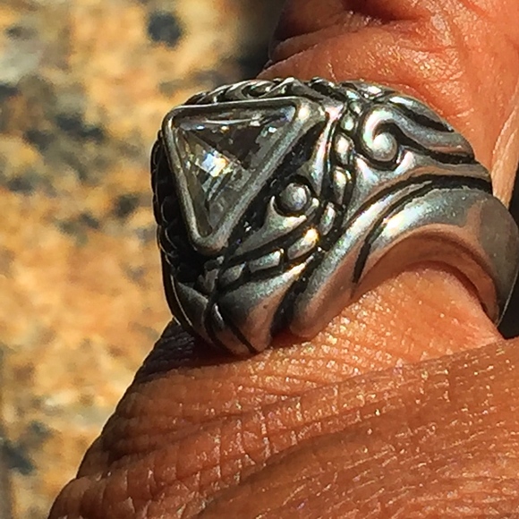 Vintage Solid Designer Sterling Silver CZ Ring - Picture 3 of 6