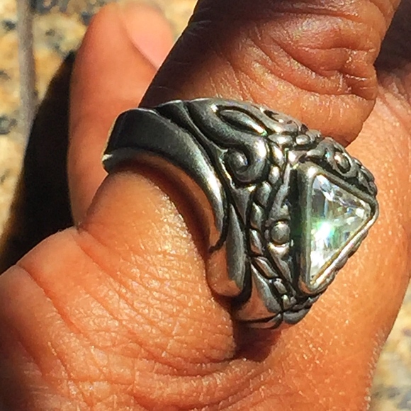 Vintage Solid Designer Sterling Silver CZ Ring - Picture 2 of 6