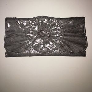 Silver Clutch