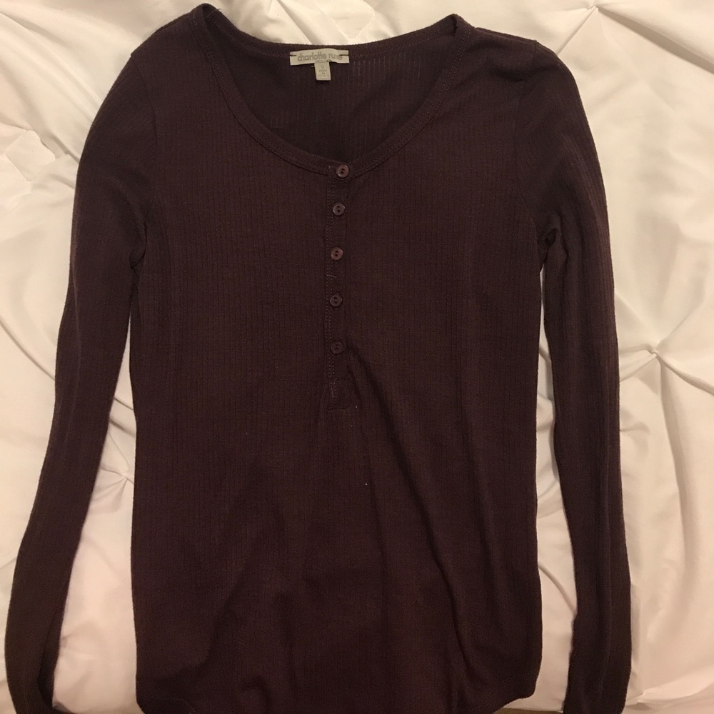 Maroon long sleeve shirt