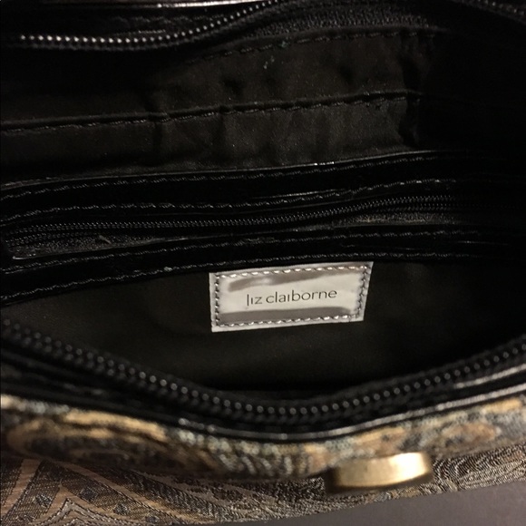 NEW! Liz Claiborne Shoulder Bag - Picture 4 of 4